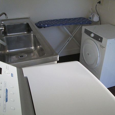 פאפאקורה Colonial Motel מראה חיצוני תמונה